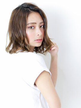 ラフィス ヘアー センス 広島袋町店(La fith hair SEnSE) 【La fith】 カーキグレージュ×切りっぱなしボブ
