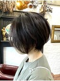 大人かわいいハンサムショート☆ひし形束感ショートボブ