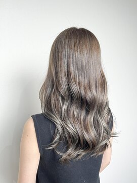 ノルン(norn) ヨシンモリスタイル