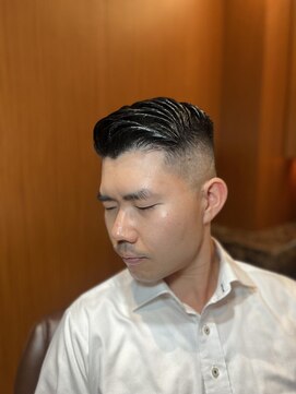 ヘアモード キクチ 銀座店 アイパーショートフィットフェード〈理容室〉