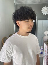 レド(LeDo) マッシュウルフ×波巻きパーマ