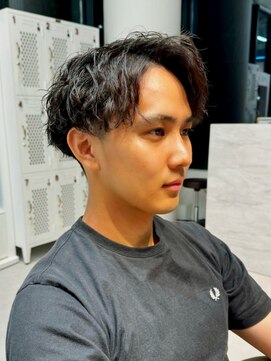 ネイロ 北千住(NeiRo) メンズマッシュツーブロ刈り上げ波巻きツイストスパイラルパーマ