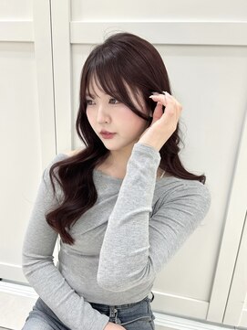 ユーフォリア 渋谷グランデ(Euphoria SHIBUYA GRANDE) くびれ巻き　レイヤーカット　ワインレッド　ピンクカラー