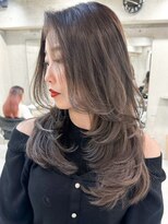 ヨロ 小岩(YOLO) ハイライトカラーミルクティーベージュケアブリーチダブルカラー