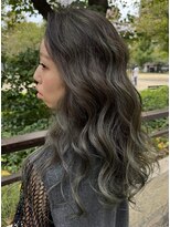 サル(saru)&nbsp;#ハイライトカラー #オリーブ