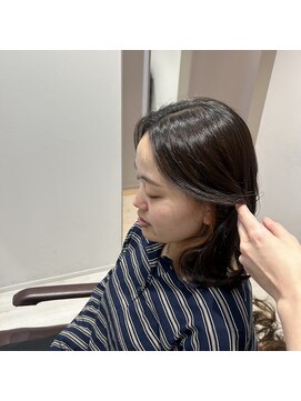 エレノア 錦糸町(Eleanor) ミディアムヘア×インナーカラー
