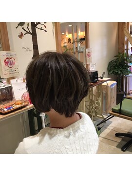 ナノハナ 鹿沼で唯一本格ヘッドスパが出来る美容室　ショートボブ