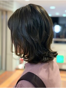 ココ(co.co.) 小顔ウルフカット♪