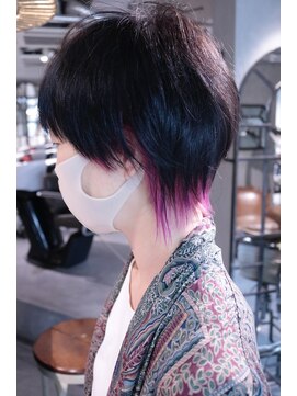 ロリム(RorriM) ウルフカット　インナーカラー　ベビーピンク　ダブルカラー