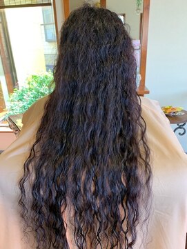 美容室 木の葉 特殊パーマスタイル