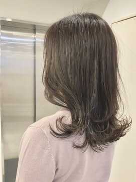 ネリー 銀座(NERIE) 似合わせカット ワンカールミディアムレイヤー[銀座/銀座駅]