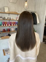 シェル 津山の手店(shel)&nbsp;20代30代40代髪質改善艶感オリーブグレージュストレート