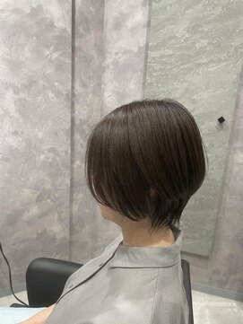 バディ(BUDDY) ナチュラルショートボブ