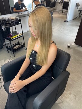 キング 高槻(K!ng) ハイライトカラーミルクティーベージュケアブリーチダブルカラー