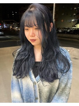 エマン(AIMANT) 深めブルー