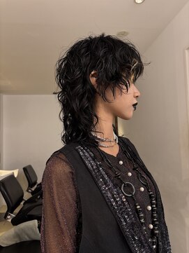 ナループロアツム(Nalu pu loa Tsum) マレットヘア/ウルフ/マレットパーマ