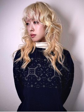 スリット(slit) 【ケアブリーチ×ガーリーブロンド】