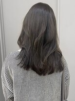 パークレーン アイス イヴェン(park lane ICI yeven)&nbsp;ブリーチなし切りっぱなしボブミディアムレイヤーボブ秋カラー