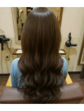 アンフィ―(anphi) しっかりコテ巻き風パーマ