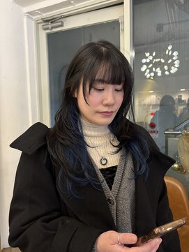 コハクビューティ(COHAKU beauty) デザインカットで魅せるhigh layer × blue inner