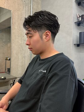 オルカ(ORCA) メンズ ニュアンスパーマ 毛流れパーマ 新宿