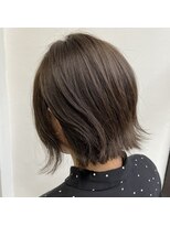 アンリエラ(Unliera) 透明感グレージュ