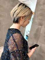 コティナ(cotina.) コントラストハイライト×ショートボブ
