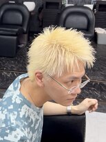 ザ アクネ 岡崎竜美丘店(THE ACNE) *スパイキーショート/ホワイトブロンド/ブリーチ