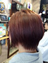 オーバーキャプテンネイキッド(OVER CAPTAIN NAKED) シルエット重視!前下がりショートボブ