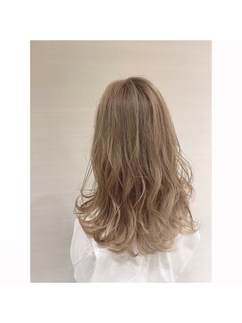 ヌーム 塚本店(NOOM) カラーコレクション