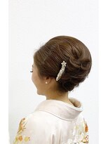 ル・チェ(LU.CE)&nbsp;夜会巻き