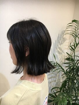 ナイアン(naian) くっきりワンレンボブ