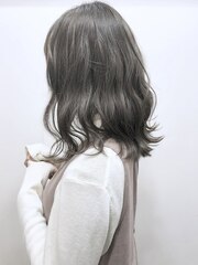 【髪質改善】グレーパール[髪質改善/デザインカラー/透明感]