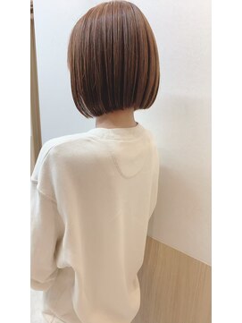 ロット 横浜(lot) ぱつっとボブ×髪質改善×美髪[横浜駅]