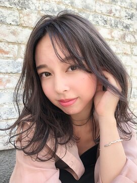 アトリエサニーデイ(atelier SUNNY DAY) ミディアムレイヤーカット/グレージュ/前髪カット/イルミナ