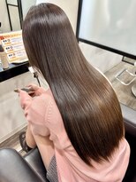 ミリア(MILIA)&nbsp;大人可愛い30代40代50代小顔髪質改善ケラスターゼストレート