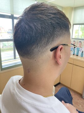 メンズ クルー 鍋島(Men’s CREW) スキンフェード