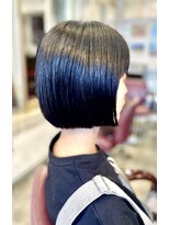 サーティエイト(38) 艶めき透明感切りっぱなし うなじ美人ショートボブ