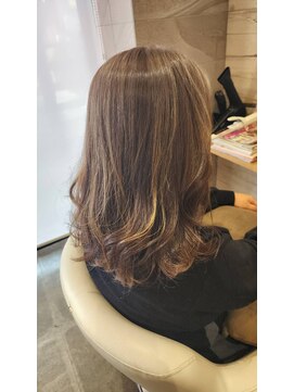 シーン(SeeN.) 白髪ぼかし×アンブレラカラー伸びても気にならない立体感カラー