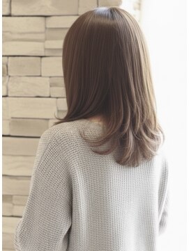 レウナ 外苑前(Reuna) 30代40代大人可愛いセミロング　ミディアム　ワンカール