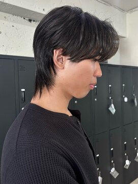 シェノン バイ アランスミシー 表参道(CHAINON by Alan smithee) ウルフ毛流れセンターパート