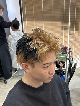 ラテ 伊勢崎(LATTE) スパイキーデザインカラー