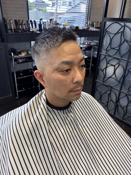 ヒロザバーバー(HIRO THE BARBER) ハイスキンフェード