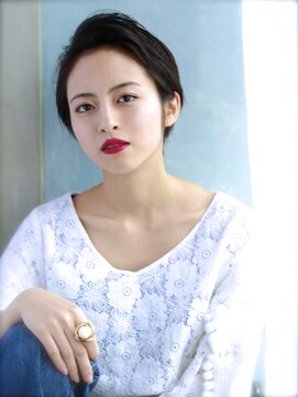 バース(BIRTH) 天神【ＢＩＲＴＨ】エレガンス黒髪大人ショート４