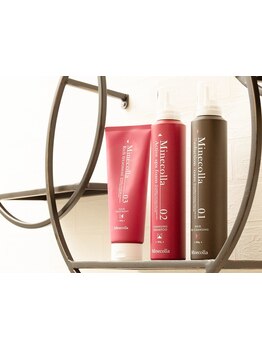 TV、雑誌、SNS等で話題の【髪質改善ミネコラ】で、柔らかく、ツヤのある美髪へと導きます。【亀有駅5分】