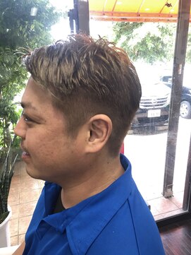 カットスペースウィッチ(Cut Space WITCH) モノトーン外人風カラー