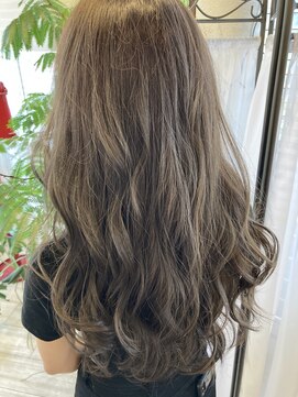 フラバー(flover) ☆flover☆【ハイライトありアッシュグレージュ】kanna