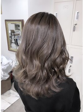 ナイン 麻布十番(NINE) ☆大人グレージュバレイヤージュ☆