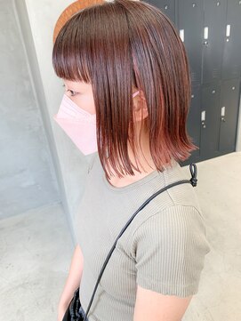 テトヘアー(teto hair) 外ハネボブ、インナーカラー、切りっぱなしボブ、コーラルピンク
