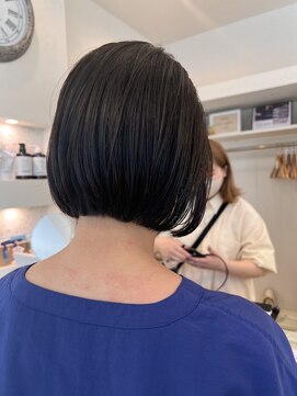 エクリフルール(equri fleur) 【目黒】 丸みボブ